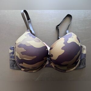 PINK Victoria's Secret Wear everywhere push up Camouflage Bra
